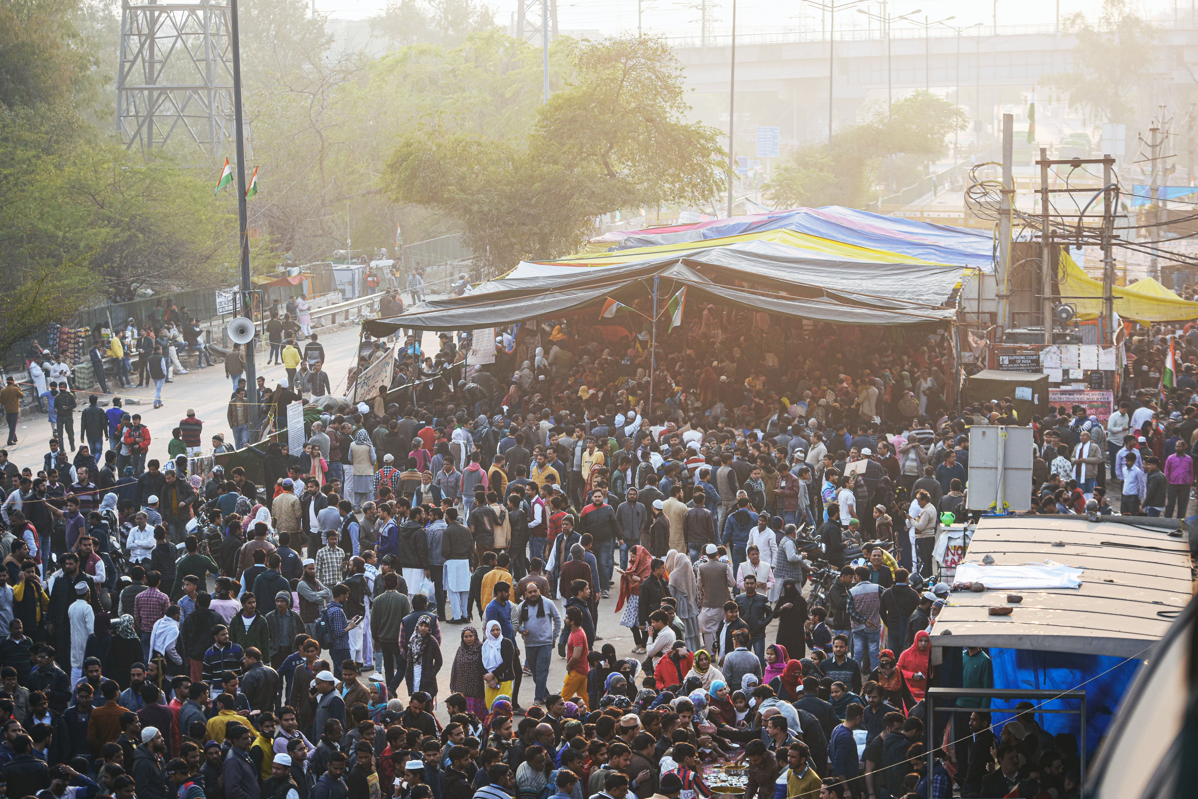 According to the SDMC plan, after Shaheen Bagh on Thursday, the drive will be carried out from Srinivaspuri Colony to the Gandhi camp near Okhla Railway Station on Friday. ( Amal KS / HT file photo) According to the SDMC plan, after Shaheen Bagh on Thursday, the drive will be carried out from Srinivaspuri Colony to the Gandhi camp near Okhla Railway Station on Friday. ( Amal KS / HT file photo)