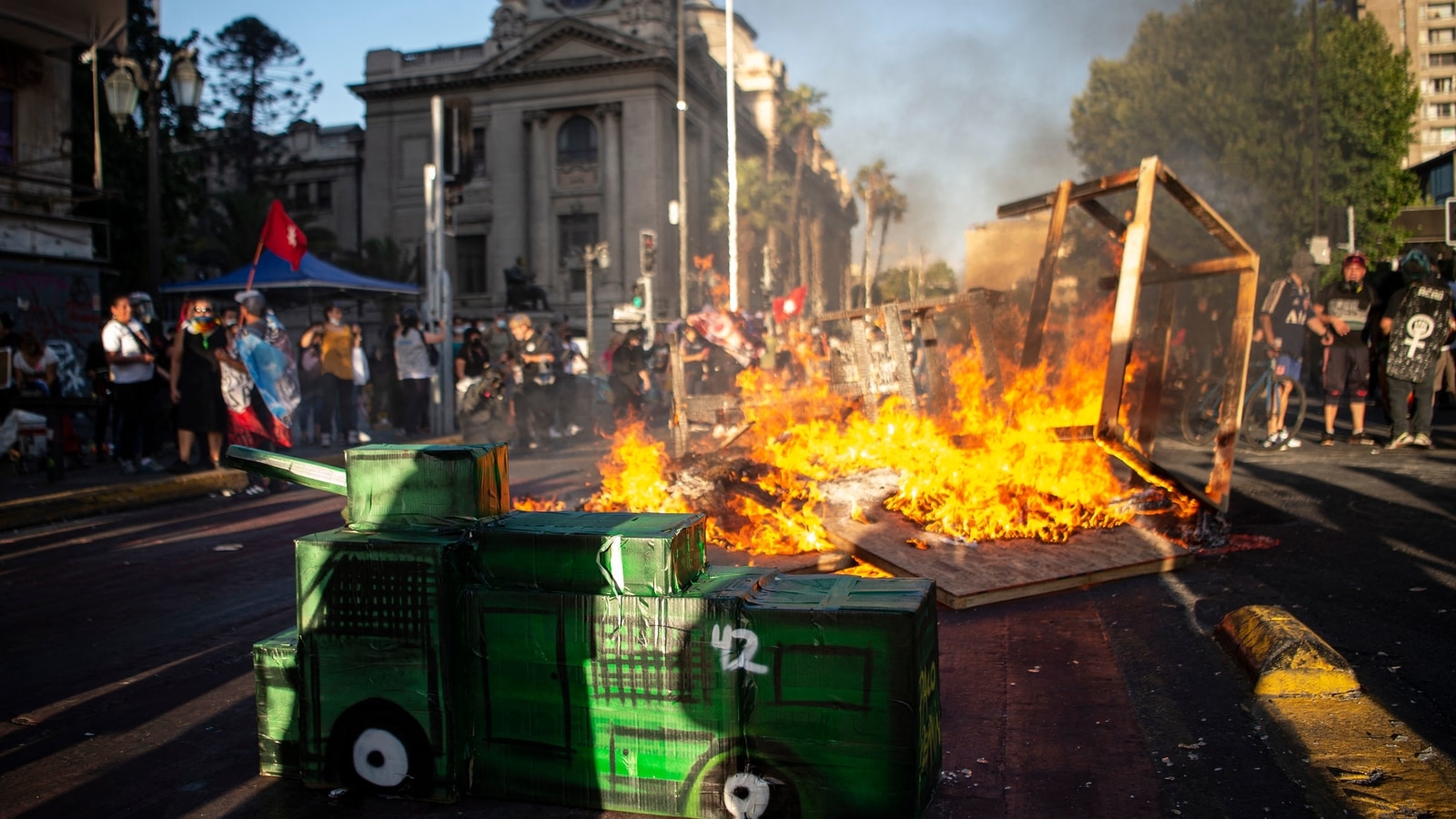 'Burning the metro': Chile election divides voters between protest and order