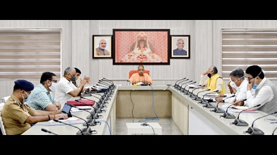 CM Yogi Adityanath has asked the officers concerned to continue tracing, testing, and treating Zika virus cases in UP (HT file photo)
