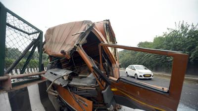 The driver and the helper -- the deceased -- were travelling by the milk van from Sector 30 to Sector 18 for a delivery on Saturday. (Sunil Ghosh/HT) The driver and the helper -- the deceased -- were travelling by the milk van from Sector 30 to Sector 18 for a delivery on Saturday. (Sunil Ghosh/HT)