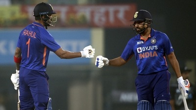 Indian batsman Rohit Sharma and K L Rahul greets each other during their 2nd Twenty20 cricket match against New Zealand at JSCA International Stadium Complex in Ranchi, Friday, Nov. 19, 2021. (PTI) Indian batsman Rohit Sharma and K L Rahul greets each other during their 2nd Twenty20 cricket match against New Zealand at JSCA International Stadium Complex in Ranchi, Friday, Nov. 19, 2021. (PTI)