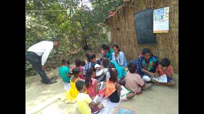 Zilla Parishad teachers from Bhiwandi during their sessions with Thane rural children who had dropped out of school during the pandemic. The teachers also convinced them to return to school. (HT PHOTO) Zilla Parishad teachers from Bhiwandi during their sessions with Thane rural children who had dropped out of school during the pandemic. The teachers also convinced them to return to school. (HT PHOTO)