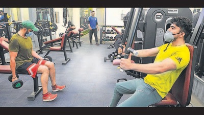 Post the Diwali binge, Delhiites are looking for a quick weight loss programmes and diets to lose the weight they have put on during the festive season. (Photo: Keshav Singh/HT) Post the Diwali binge, Delhiites are looking for a quick weight loss programmes and diets to lose the weight they have put on during the festive season. (Photo: Keshav Singh/HT)