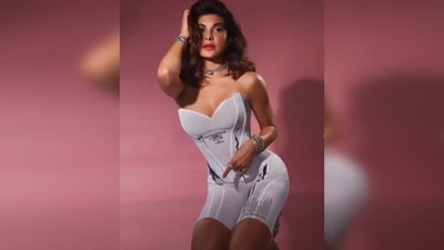 Jacqueline Fernandez in a white co-ord set is an amalgamation of all things sporty and sensuous. (Instagram/@jacquelinef143) Jacqueline Fernandez in a white co-ord set is an amalgamation of all things sporty and sensuous. (Instagram/@jacquelinef143)