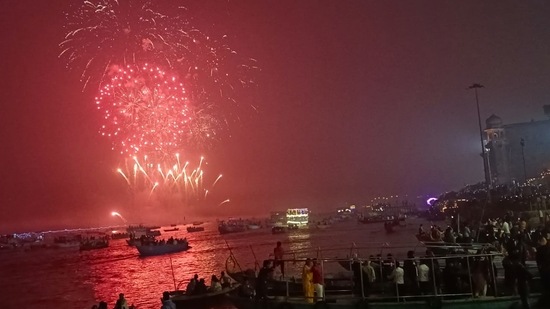 Dev Deepawali, also known as Kartik Purnima, marks the fifteenth lunar day of the Hindu month of Kartik.(HT Photo/Rajesh Kumar)