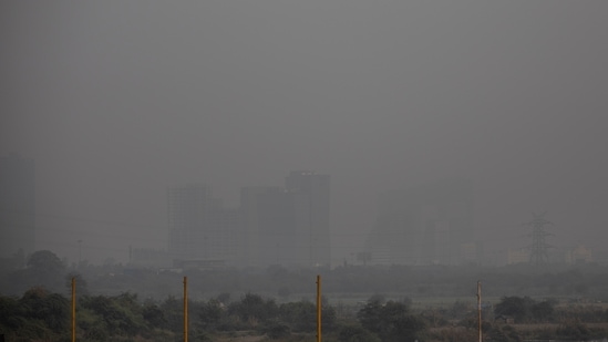 Kolkata’s air quality was worse than Delhi for over a fortnight in November and December 2018.&nbsp;(File photo / AP)