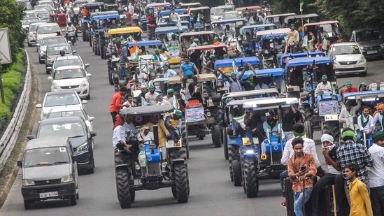 The SKM, an umbrella body of farmers' groups, earlier announced that 500 farmers will participate in peaceful tractor marches to the Parliament on every day of the winter session starting from November 29.(PTI Photo)