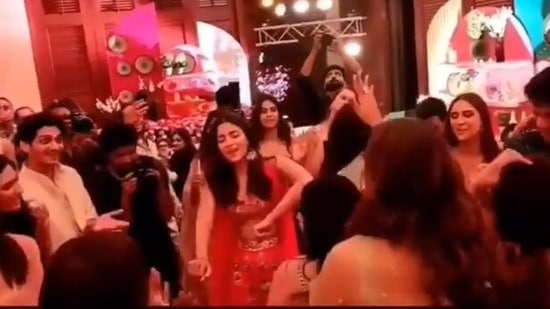 Glimpse of Alia Bhatt dancing at Anushka Ranjan’s sangeet.&nbsp;
