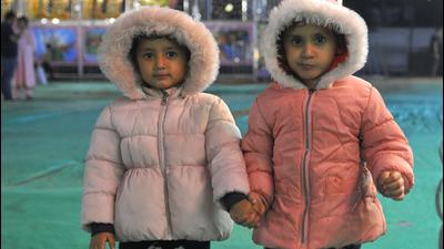 In the next three days, maximum temperature will remain around 26 degrees while minimum temperature will remain between 9 and 10 degrees. (HT Photo)