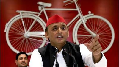 SP national president Akhilesh Yadav on October 25 (much before the PM’s announcement) had said it is quite possible that the BJP government will withdraw the farm bills and then reintroduce them after the2022 assembly polls. (ANI PHOTO.) SP national president Akhilesh Yadav on October 25 (much before the PM’s announcement) had said it is quite possible that the BJP government will withdraw the farm bills and then reintroduce them after the2022 assembly polls. (ANI PHOTO.)