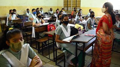 Speaking about the school reopening, Harishchandra Gaikwad, president of the Pune District Principals’ Association said that majority schools will reopen from November 22. (Hindustan Times) Speaking about the school reopening, Harishchandra Gaikwad, president of the Pune District Principals’ Association said that majority schools will reopen from November 22. (Hindustan Times)