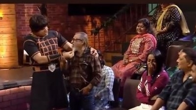 Krushna Abhishek took on the role of Dharmendra for the The Kapil Sharma Show episode.&nbsp;