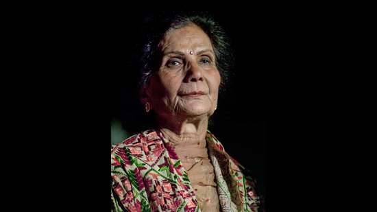 Gurmeet Bawa was not keeping well after the death of her daughter Lachi Bawa, also a Punjabi folk singer, due to cancer in February last year. Gurmeet Bawa was not keeping well after the death of her daughter Lachi Bawa, also a Punjabi folk singer, due to cancer in February last year.