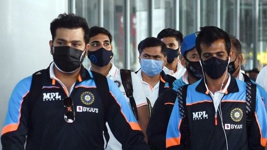 Members of the Indian cricket team arrive at Netaji Subhash Chandra Bose International Airport ahead of the upcoming 3rd T20 International between India and New Zealand at Eden Gardens stadium, in Kolkata on Saturday. (ANI ) Members of the Indian cricket team arrive at Netaji Subhash Chandra Bose International Airport ahead of the upcoming 3rd T20 International between India and New Zealand at Eden Gardens stadium, in Kolkata on Saturday. (ANI )