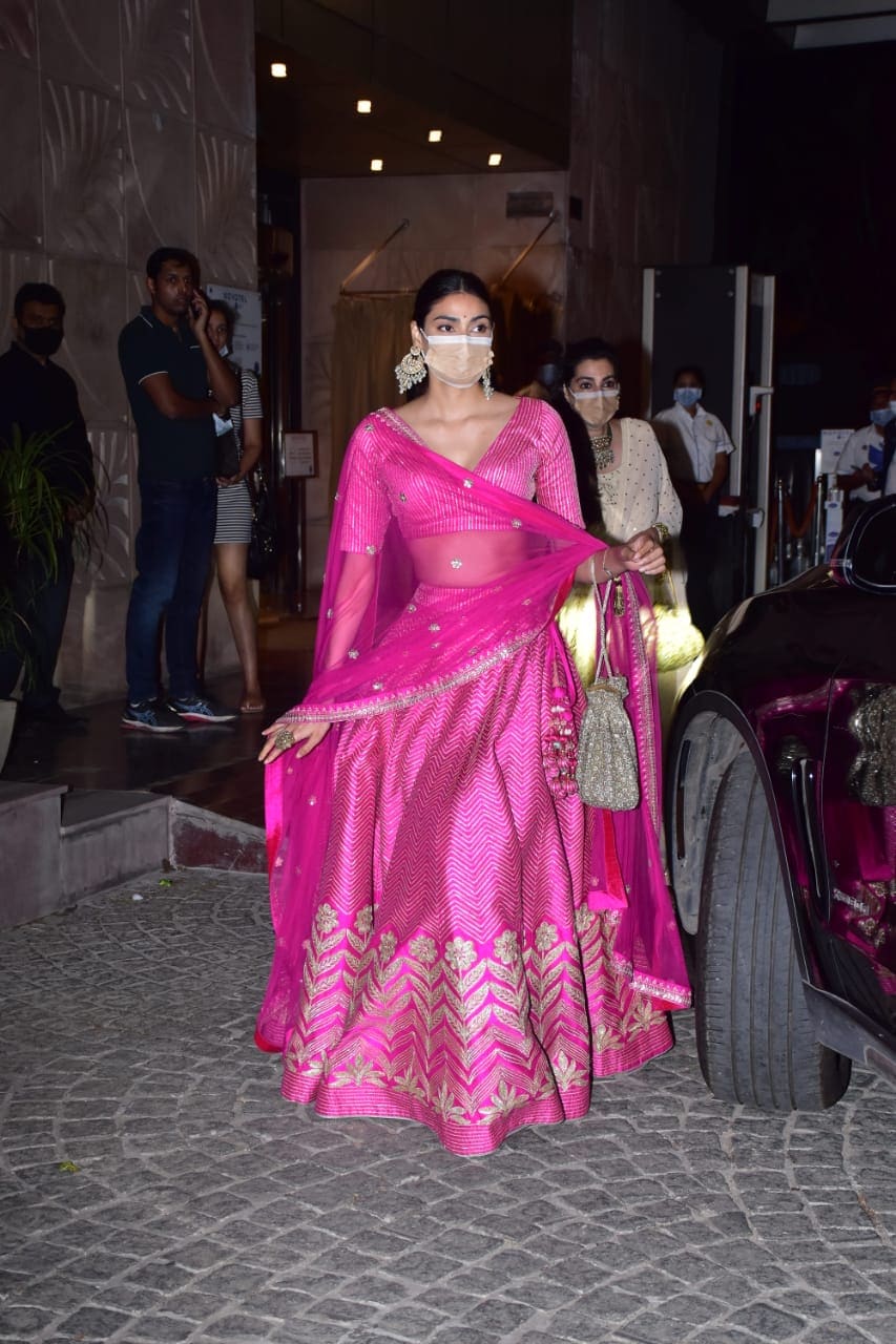 Alia Bhatt stuns as bridesmaid in pink bralette-flared pants set for  Anushka Ranjan-Aditya Seal's wedding festivities