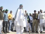 Farmer leader Rakesh Tikait reaches the Kisan Mahapanchayat venue in Lucknow on Monday. Farmer leader Rakesh Tikait reaches the Kisan Mahapanchayat venue in Lucknow on Monday. 