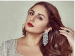 Huma Qureshi attended a wedding and stunned the guests with her OOTD of the day. The actor is an absolute fashionista and her sartorial sense of fashion always makes our heart skip a beat. Be it blending mystic vibes with ethnicity or grace in a sassy attire, Huma can do it all and more. For a wedding attire, Huma decided to go all traditional.(Instagram/@iamhumaq)