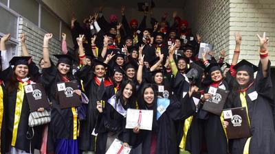 Guru Nanak Dev University organised its 47th convocation on Monday, and Punjab governor Banwarilal Purohit addressed the gathering. (Sameer Sehgal/HT)