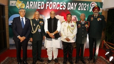 India's defence minister Rajnath Singh, Chief of Defence Staff Bipin Rawat, Army Chief General MM Naravane pose for a group photograph with Bangladesh envoy to India Muhammad Imran and and officers from Armed Forces of Bangladesh during Bangladesh Armed Forces Day event at the Bangladesh High Commission, in New Delhi on Monday. (ANI) India's defence minister Rajnath Singh, Chief of Defence Staff Bipin Rawat, Army Chief General MM Naravane pose for a group photograph with Bangladesh envoy to India Muhammad Imran and and officers from Armed Forces of Bangladesh during Bangladesh Armed Forces Day event at the Bangladesh High Commission, in New Delhi on Monday. (ANI)