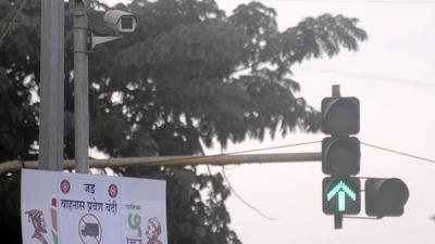 The ruling Bharatiya Janata Party and the Nationalist Congress Party (NCP) came together to approve an adaptive traffic signal project in the city. (HT PHOTO)