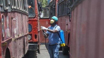 On Sunday, the country had recorded 10,488 cases and 313 more deaths due to the viral disease. (Pratik Chorge/HT file photo) On Sunday, the country had recorded 10,488 cases and 313 more deaths due to the viral disease. (Pratik Chorge/HT file photo)