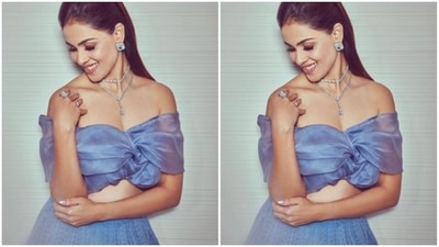 Genelia teamed it with a long flowy skirt embroidered in white and silver resham threads. (Instagram/@geneliad)