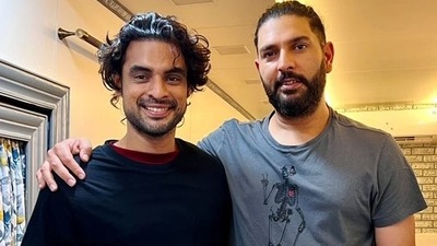Tovino Thomas with Yuvraj Singh. Tovino Thomas with Yuvraj Singh. 