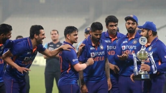 India's captain Rohit Sharma walks with the winners trophy after their win in the third Twenty20 cricket match against New Zealand in Kolkata.(AP) India's captain Rohit Sharma walks with the winners trophy after their win in the third Twenty20 cricket match against New Zealand in Kolkata.(AP)