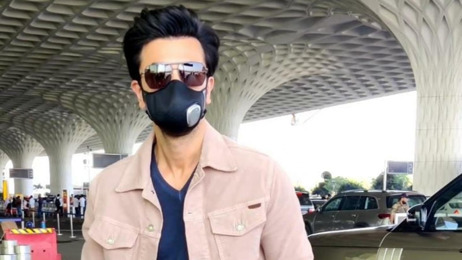 Ranbir Kapoor Spotted At Airport Departure – Gallery