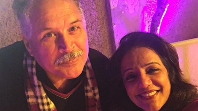 Parineeti Chopra shared a series of pictures of her father Pawan Chopra and mother Reena Chopra (Instagram)