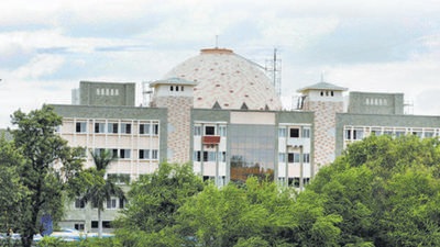 PMC building in Pune. PMC’s general body, on Monday, approved a Rs2 crore fund to erect a sculpture of Ram in Ambegoan. (HT FILE)