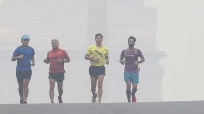 New Delhi woke up to ‘poor’ air quality on Tuesday, with partly cloudy sky predicted for the rest of the day. (HT file photo)