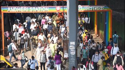 Only fully vaccinated commuters, after a completion of a period of 14 days following their second dose, are allowed to travel by local trains on Central and Western Railways. Commuters need to obtain the universal pass issued to fully vaccinated citizens. (HT FILE PHOTO)