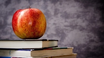 Eat apple every day to ward off digestive issues (Pixabay) Eat apple every day to ward off digestive issues (Pixabay)