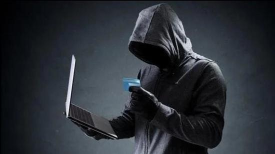 Cyber cops said that the accused posed as a woman and befriended the Shiv Sena MLA on Facebook (HT File)