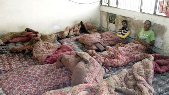 With a capacity to shelter over 220 persons, the night shelters are situated at four locations — the Haibowal Dairy Complex, near the Clock Tower, Moti Nagar and in Millerganj near Manju Cinema. (HT Photo)