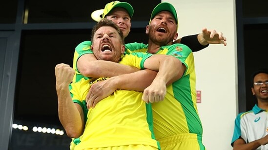 David Warner, Steve Smith and Aaron Finch after Australia scored the winning runs.&nbsp;(Getty)