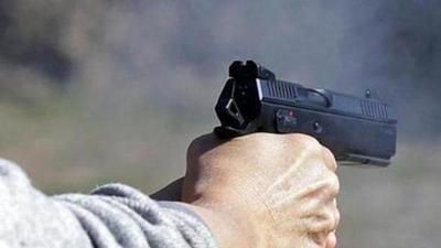 Delhi: Two arrested for smuggling guns in milk canisters Delhi: Two arrested for smuggling guns in milk canisters