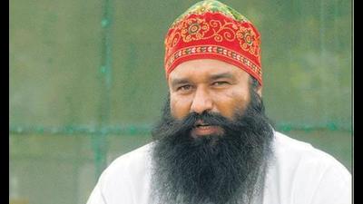 On November 8, the SIT asked 114 questions from dera chief Gurmeet Ram Rahim during his grilling for more than seven hours at Sunaria Jail in Rohtak. On November 8, the SIT asked 114 questions from dera chief Gurmeet Ram Rahim during his grilling for more than seven hours at Sunaria Jail in Rohtak.