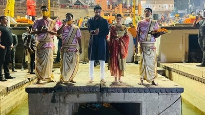 Tara Sutaria and Ahan Shetty performed the Ganga aarti. Tara Sutaria and Ahan Shetty performed the Ganga aarti.