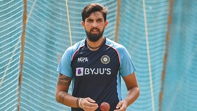 India's Ishant Sharma during a practice session at the Mumbai Cricket Association's (MCA) Bandra Kurla Complex ground in Mumbai, Thursday, Nov. 18, 2021. India will take on New Zealand in a two-match test series, starting from November 25. (PTI) India's Ishant Sharma during a practice session at the Mumbai Cricket Association's (MCA) Bandra Kurla Complex ground in Mumbai, Thursday, Nov. 18, 2021. India will take on New Zealand in a two-match test series, starting from November 25. (PTI)