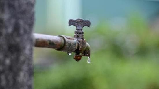 PMC has decided to pay Rs4.80 crore to Jain Irrigation and allowed the contractor to restart work on the 24x7 water supply scheme. (AFP (PIC FOR REPRESENTATION))