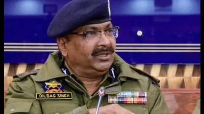 Jammu and Kashmir DGP Dilbag Singh police conducted dozens of successful operations and eliminated over 20 terrorists in Srinagar. (HT Photo) Jammu and Kashmir DGP Dilbag Singh police conducted dozens of successful operations and eliminated over 20 terrorists in Srinagar. (HT Photo)