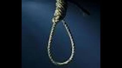 The Ludhiana woman had attempted to end her life by hanging from the ceiling fan on November 20, she was rushed to the hospital, but she succumbed, after which her husband was held for abetment to suicide. (Representative Image/HT File)