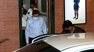 Former Mumbai police commissioner Param Bir Singh leaves after appearing before the Mumbai police crime branch unit-11 in connection with an extortion case, in Mumbai. (Vijay Bate) Former Mumbai police commissioner Param Bir Singh leaves after appearing before the Mumbai police crime branch unit-11 in connection with an extortion case, in Mumbai. (Vijay Bate)