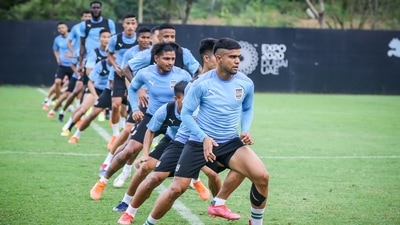 Mumbai City FC players train (Twitter/MumbaiCityFC)