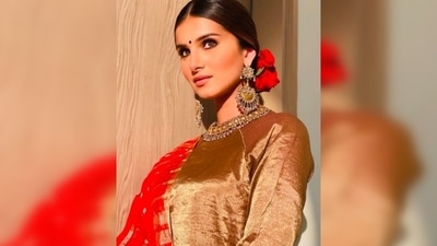 With her hair middle-parted and neatly tied in a low bun, Tara Sutaria aced the smokey eye look and nude lips. (Instagram/@spacemuffin27) With her hair middle-parted and neatly tied in a low bun, Tara Sutaria aced the smokey eye look and nude lips. (Instagram/@spacemuffin27)