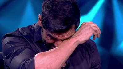 John Abraham got emotional on Kaun Banega Crorepati 13.