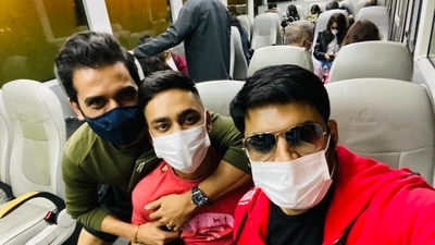 Kapil Sharma with Ishan Kishan and Deepak Chahar. Kapil Sharma with Ishan Kishan and Deepak Chahar.