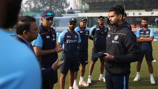 Shreyas Iyer received his maiden Test cap from the legendary Sunil Gavaskar. (ICC) Shreyas Iyer received his maiden Test cap from the legendary Sunil Gavaskar. (ICC)